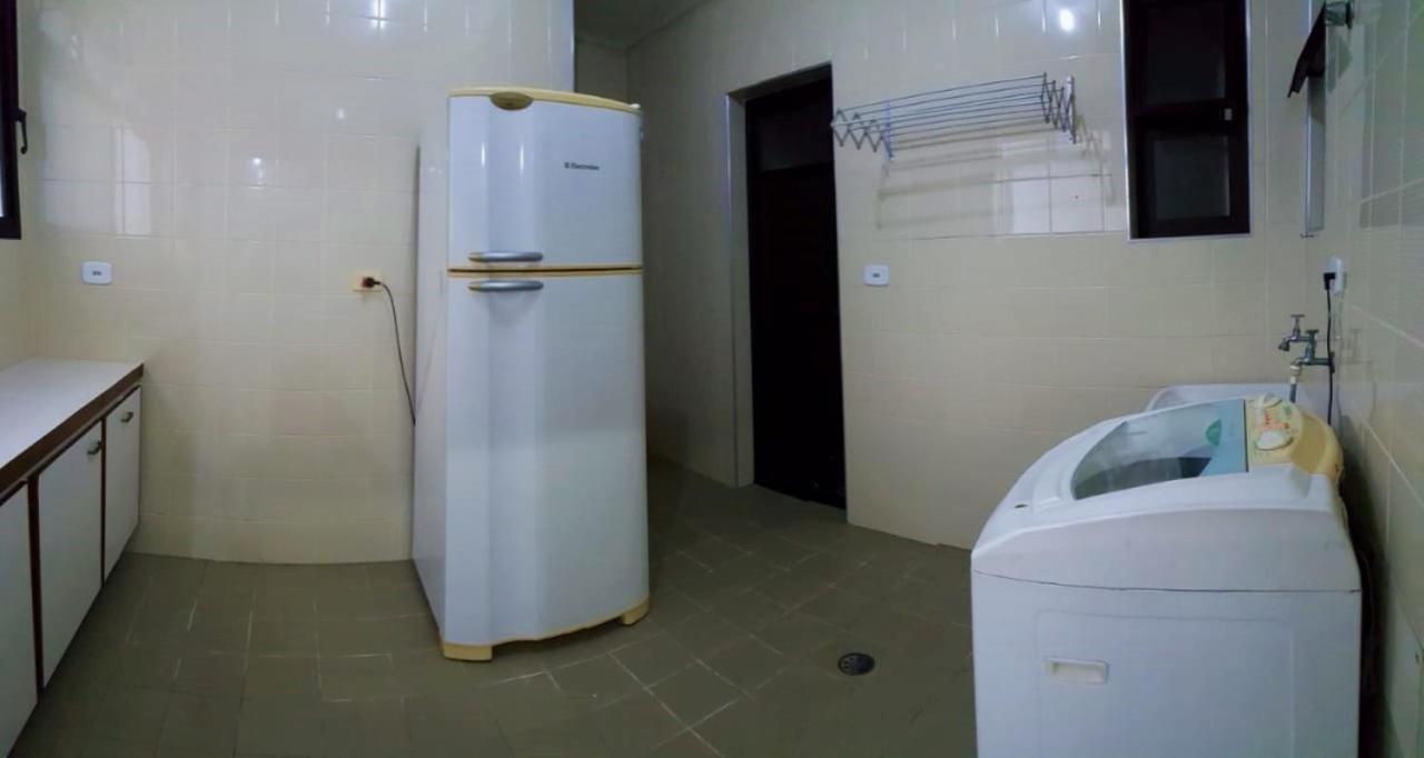 Apto Pitangueiras - 3 Quartos, 2 Vagas, 4 Banheiros, Cozinha Completa, 2 Minutos Da Praia Guaruja Luaran gambar
