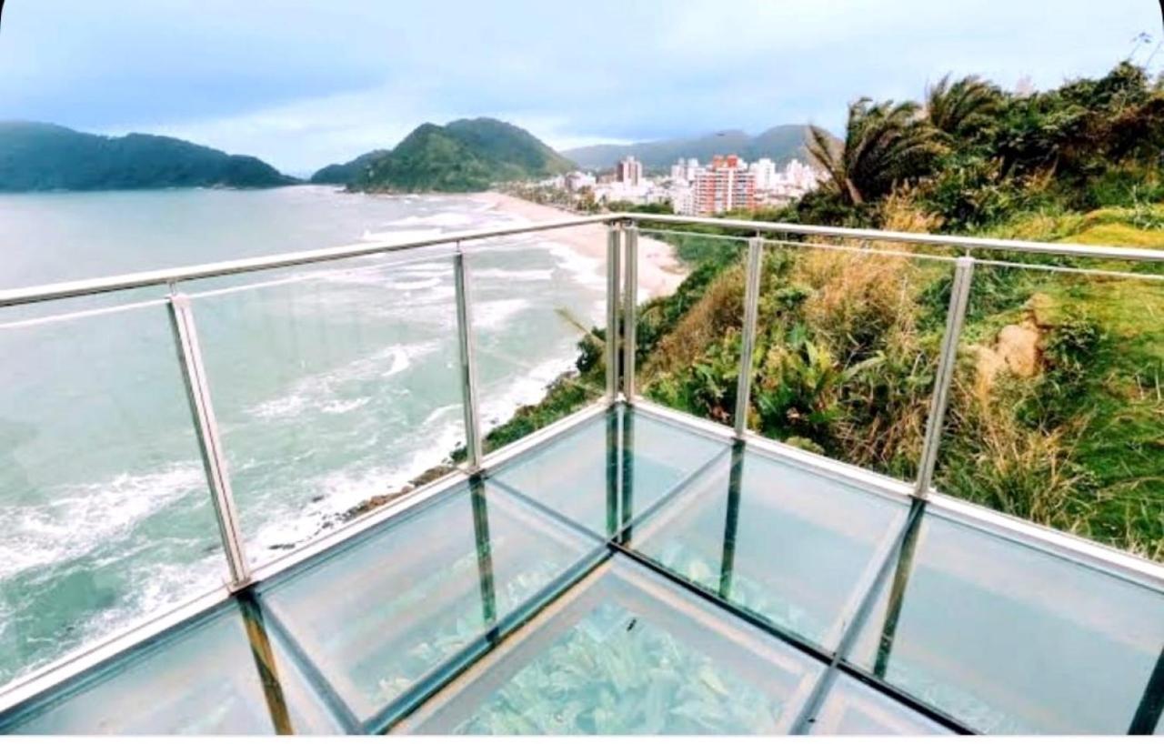 Apto Pitangueiras - 3 Quartos, 2 Vagas, 4 Banheiros, Cozinha Completa, 2 Minutos Da Praia Guaruja Luaran gambar